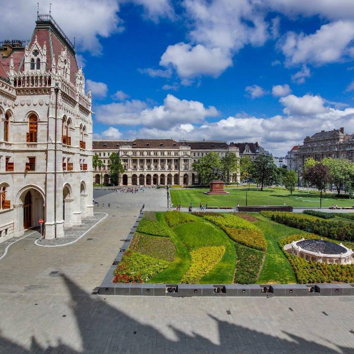 Országház (Parlament)