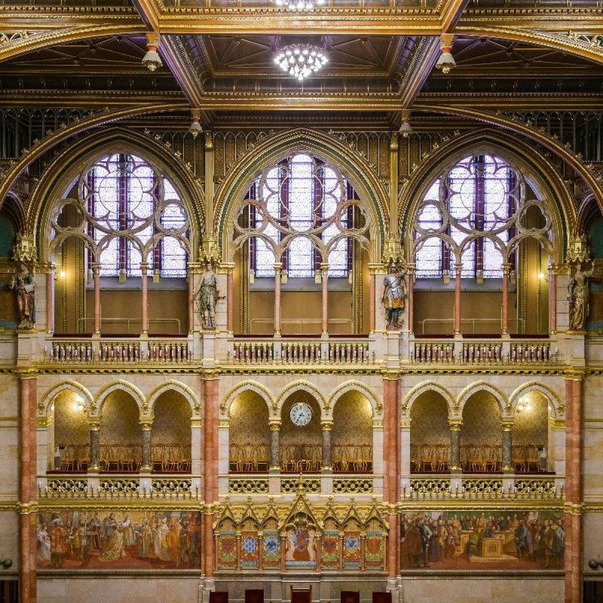 Országház (Parlament)